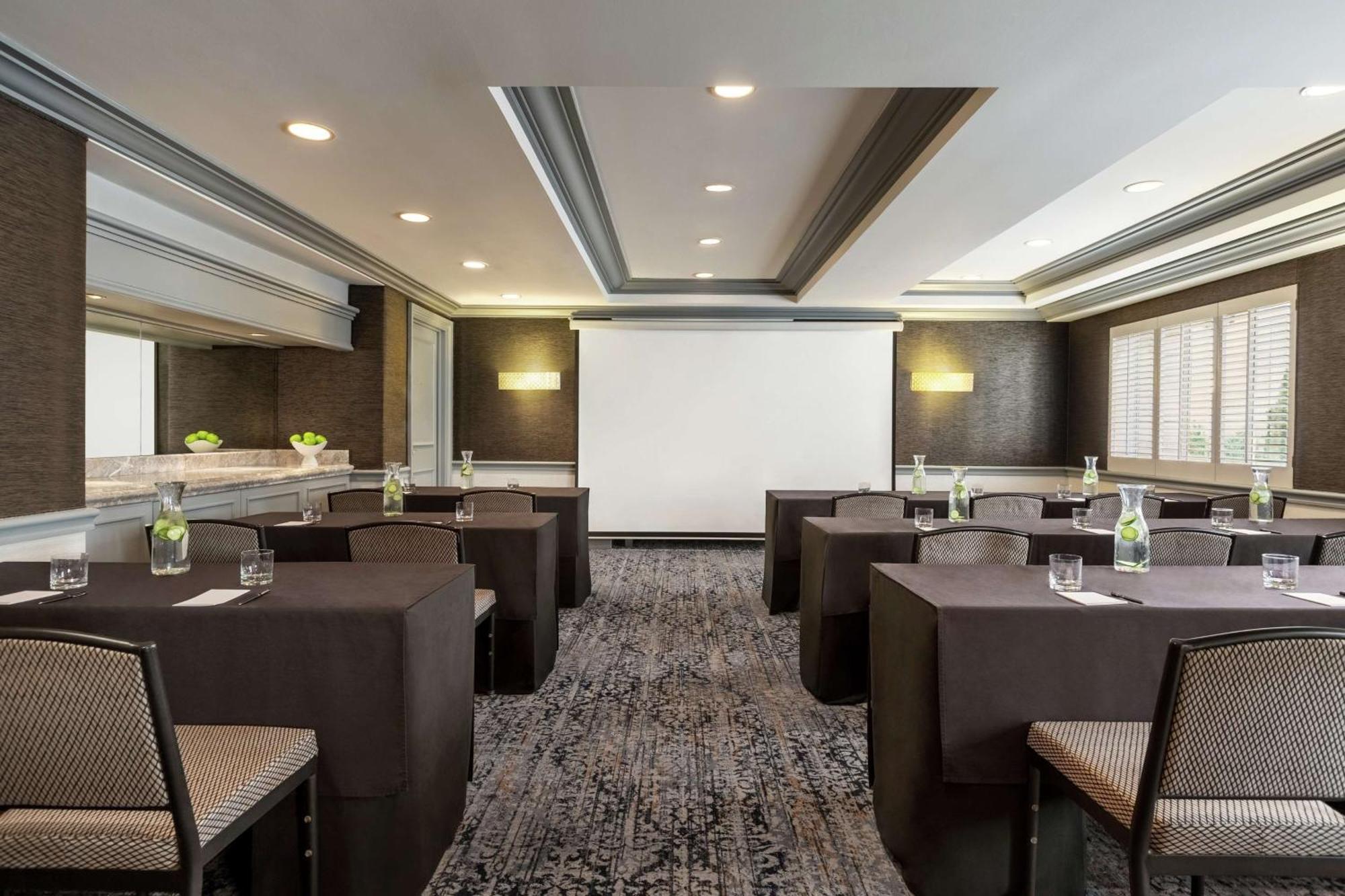 Hilton Checkers Los Angeles Exterior foto